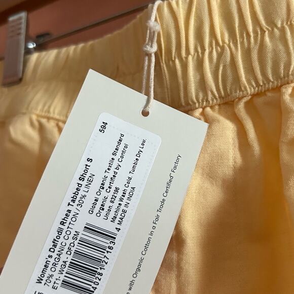Pact Daffodil Rhea Tabbed Shorts Pull On Yellow Linen Organic Cotton NWT Size S - Picture 2 of 4